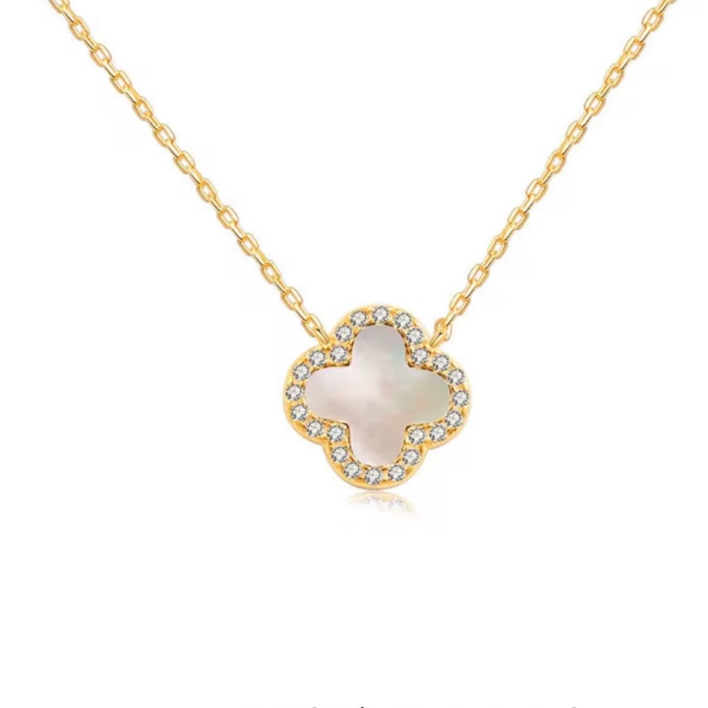Clover Necklace