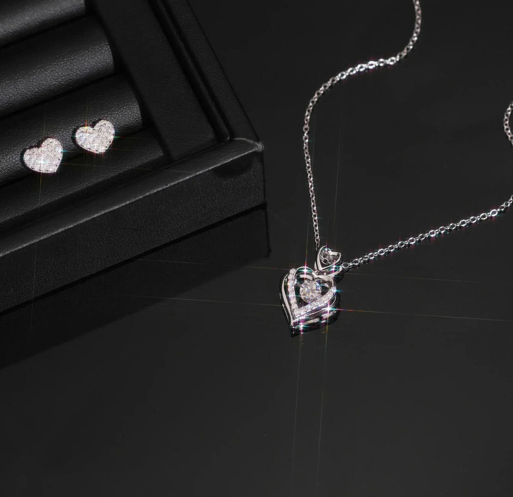 VVS Moissanite 'Dancing' Heart Necklace Set