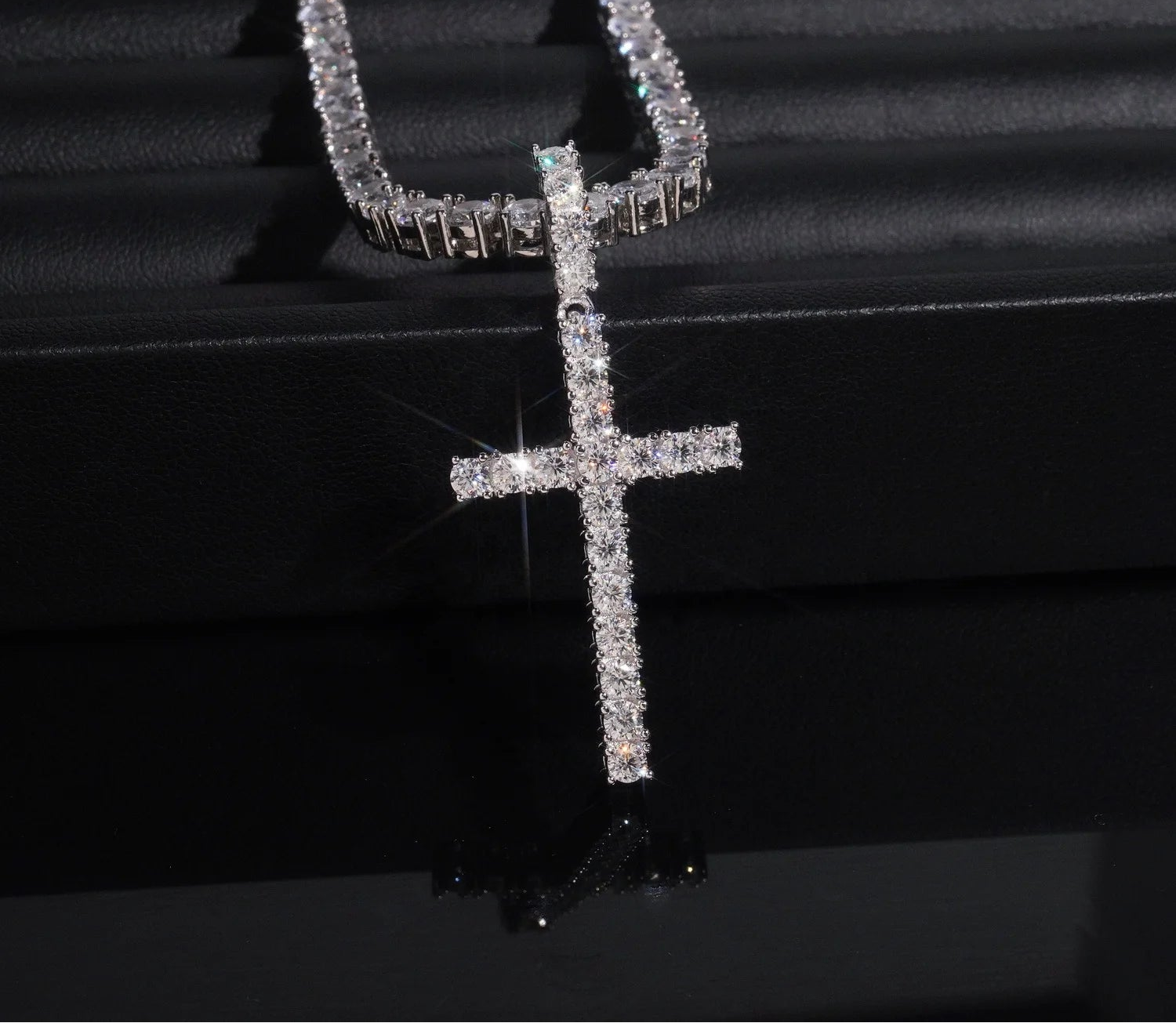 VVS Moissanite Cross Pendant