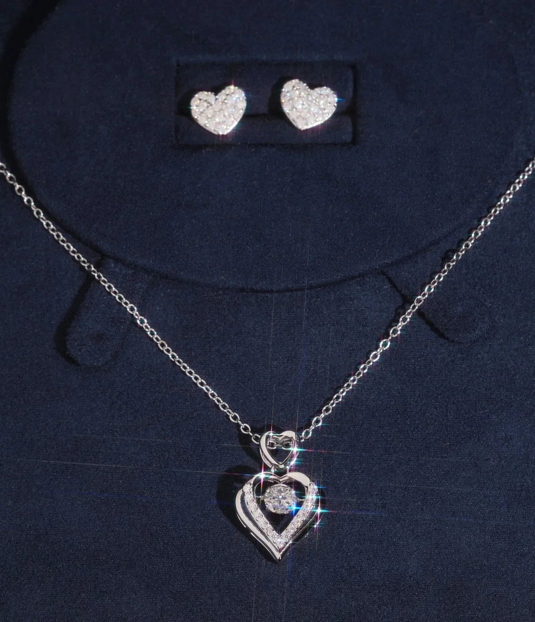 VVS Moissanite 'Dancing' Heart Necklace Set