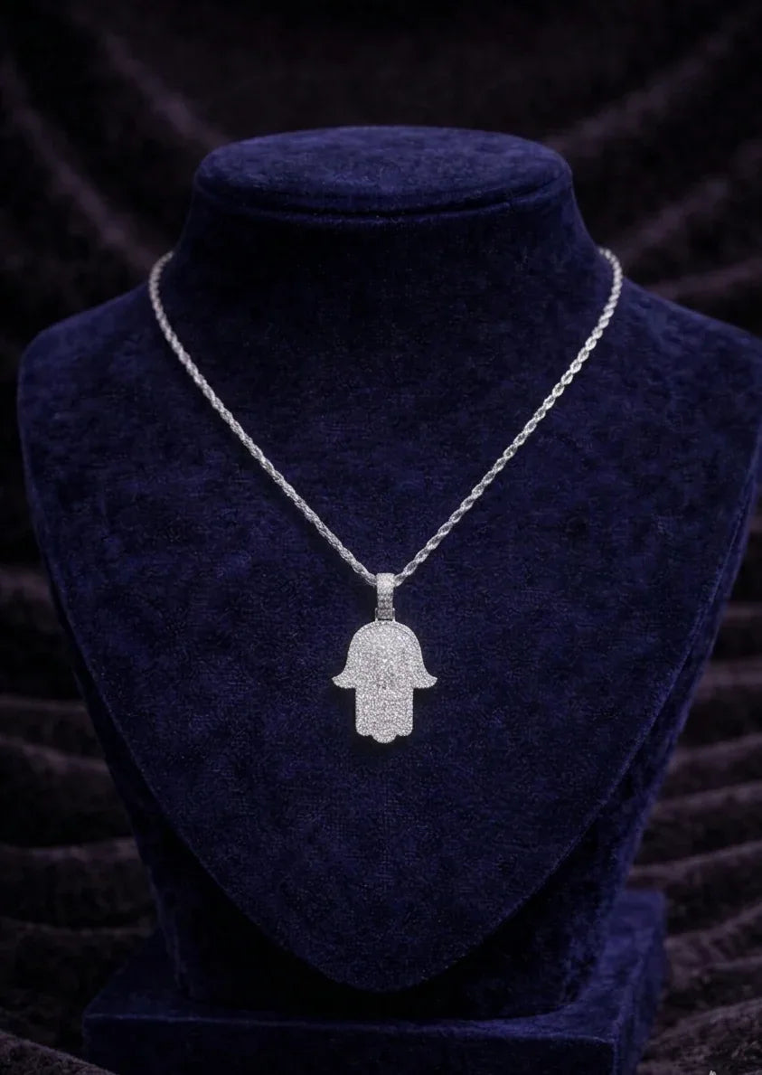VVS Moissanite Hamsa Hand Pendant